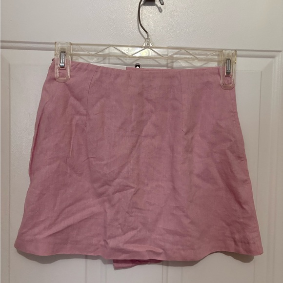 Abercrombie & Fitch Light Pink Scarlett Skort - Picture 2 of 7